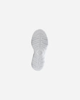 S5686789_005cl002