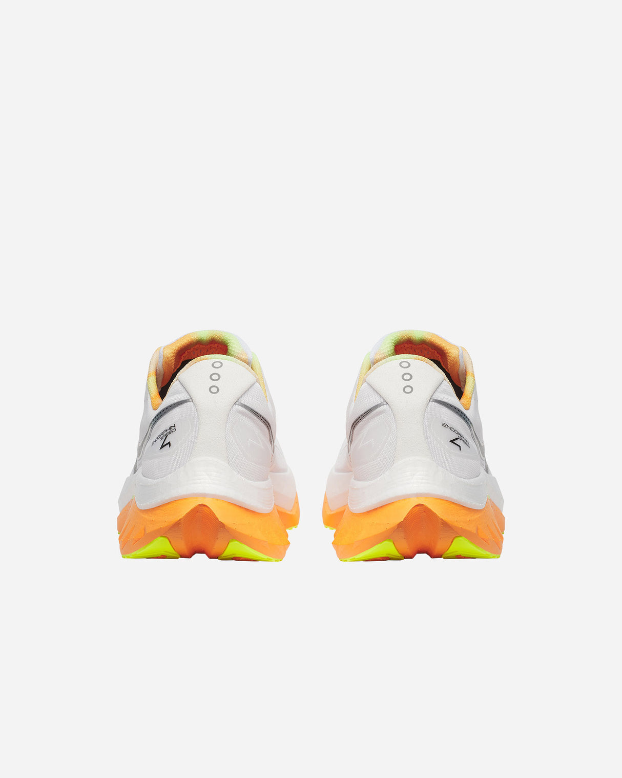 S5814782_30cl004