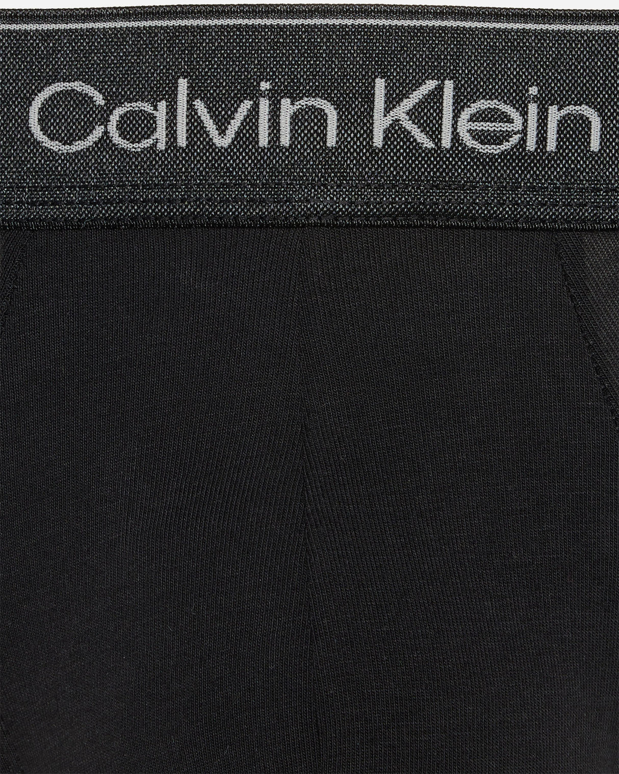 S6022676_UNIcl003