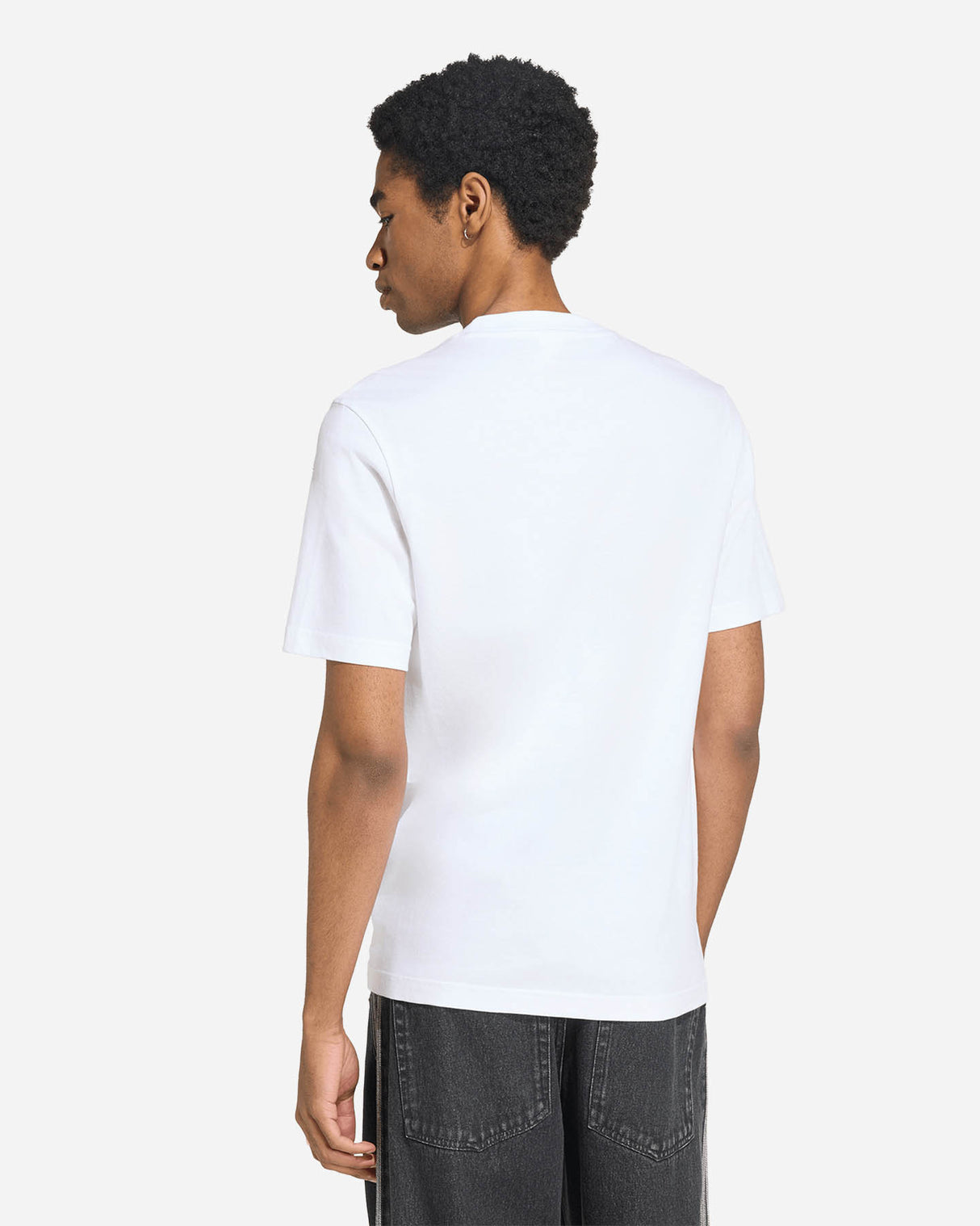 S6032680_UNIcl003