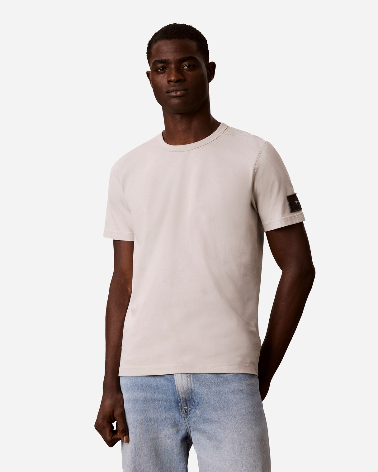 S6141135_UNIcl001